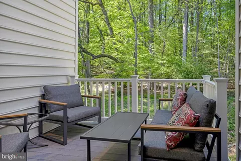 Exterior - 1547 Rabbit Hollow Pl, Silver Spring, MD 20906 photo 4 of 8