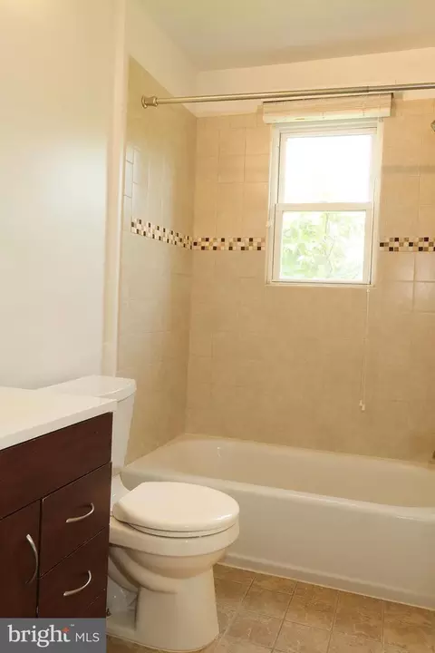 12720 Feldon St, Silver Spring, MD 20906 photo 11