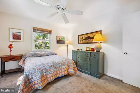 Bedroom - 10606 Mantz Rd, Silver Spring, MD 20903 photo 3 of 8