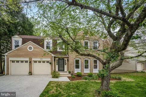 513 Cosgrave Way, Silver Spring, MD 20902