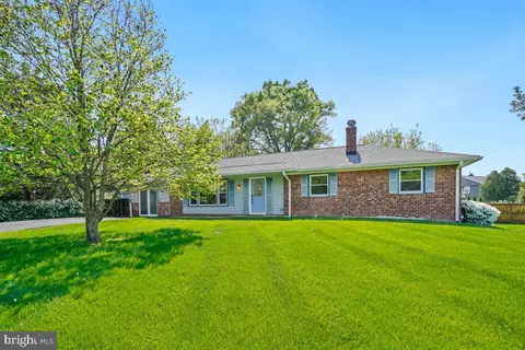 18804 Willow Grove Rd, Olney, MD 20832