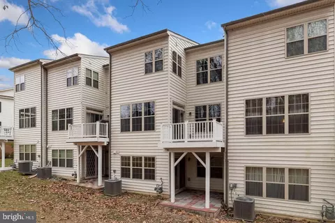 Exterior - 1539 Rabbit Hollow Pl, Silver Spring, MD 20906 photo 2 of 4