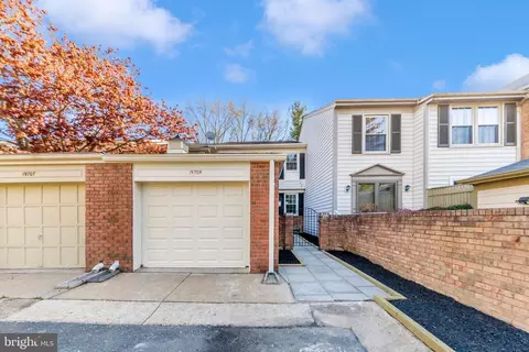 19705 Greenside Ter, Gaithersburg, MD 20886