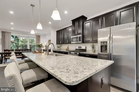 1617 Regent Manor Ct, Silver Spring, MD 20904 photo 3