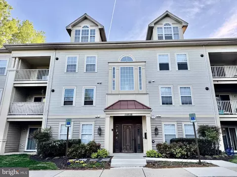 11828 Eton Manor Dr #UN 102, Germantown, MD 20876