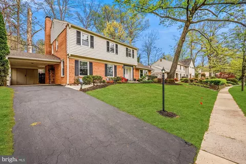 Exterior - 3 Harrowgate Ct, Potomac, MD 20854 photo 7 of 20
