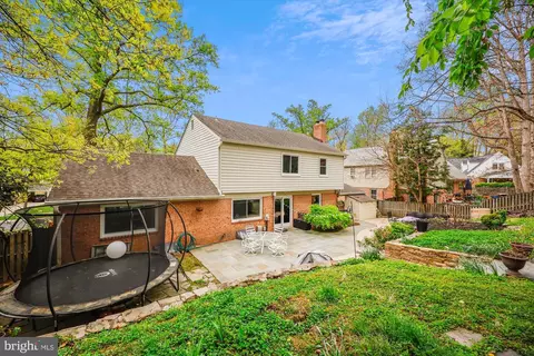 Exterior - 3 Harrowgate Ct, Potomac, MD 20854 photo 9 of 20