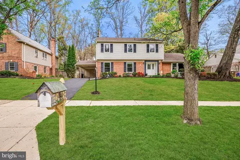 Exterior - 3 Harrowgate Ct, Potomac, MD 20854 photo 4 of 20