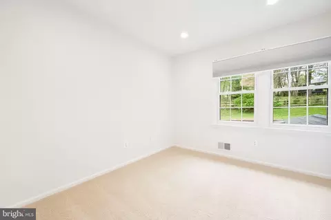 8 Turnham Ct, Gaithersburg, MD 20878 photo 35