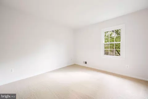 8 Turnham Ct, Gaithersburg, MD 20878 photo 37