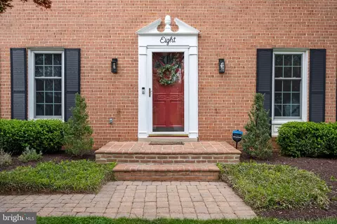 8 Turnham Ct, Gaithersburg, MD 20878 photo 4