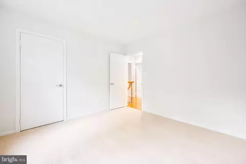 8 Turnham Ct, Gaithersburg, MD 20878 photo 38