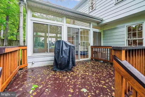 Exterior - 8200 Bells Mill Rd, Potomac, MD 20854 photo 6 of 11