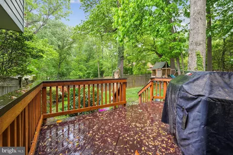 Exterior - 8200 Bells Mill Rd, Potomac, MD 20854 photo 7 of 11