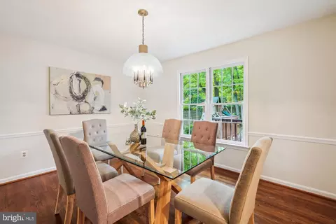 Dining - 8200 Bells Mill Rd, Potomac, MD 20854 photo 4 of 4