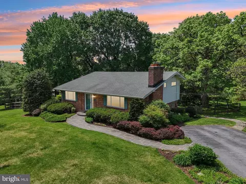 3217 Wood Ave, Burtonsville, MD 20866