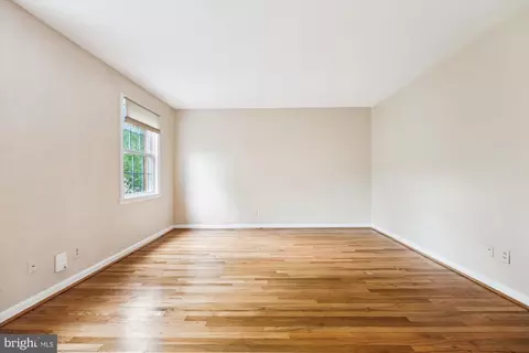 2406 Colston Dr #202, Silver Spring, MD 20910 photo 17