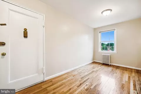 2406 Colston Dr #202, Silver Spring, MD 20910 photo 10