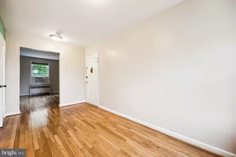 2406 Colston Dr #202, Silver Spring, MD 20910 photo 11