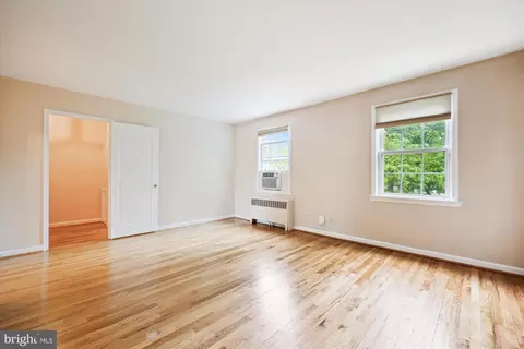 2406 Colston Dr #202, Silver Spring, MD 20910 photo 16