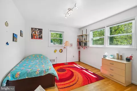 Bedroom - 12012 Coldstream Dr, Potomac, MD 20854 photo 2 of 4