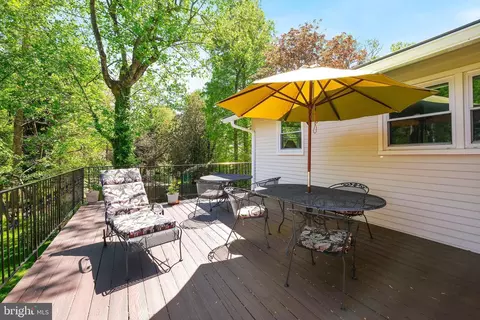 Exterior - 12012 Coldstream Dr, Potomac, MD 20854 photo 6 of 11