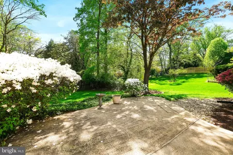 Exterior - 12012 Coldstream Dr, Potomac, MD 20854 photo 3 of 11