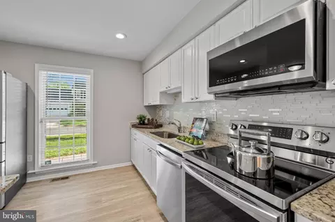 Kitchen - 11455 Oak Leaf Dr, Silver Spring, MD 20901 photo 2 of 3