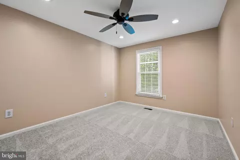 Bedroom - 11455 Oak Leaf Dr, Silver Spring, MD 20901 photo 3 of 4