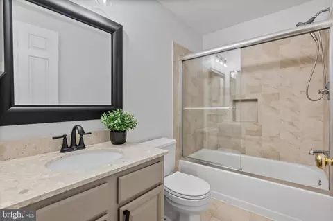Bath - 11455 Oak Leaf Dr, Silver Spring, MD 20901 photo 2 of 3