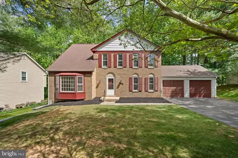 8208 Inverness Hollow Ter, Potomac, MD 20854
