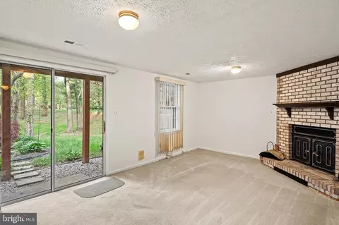 Living - 13039 Brahms Ter, Silver Spring, MD 20904 photo 4 of 5