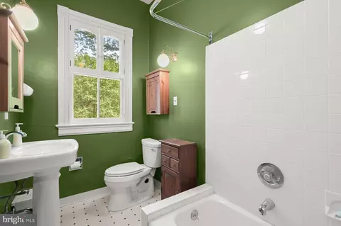 9819 Capitol View Ave, Silver Spring, MD 20910 photo 22