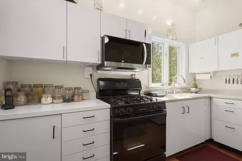 9819 Capitol View Ave, Silver Spring, MD 20910 photo 19