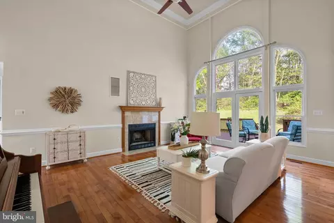 Living - 18729 Brooke Rd, Sandy Spring, MD 20860 photo 1 of 3