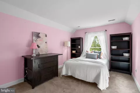 Bedroom - 18729 Brooke Rd, Sandy Spring, MD 20860 photo 9 of 13