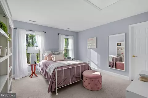 Bedroom - 18729 Brooke Rd, Sandy Spring, MD 20860 photo 4 of 13