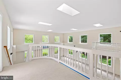 Entry Way - 10521 Alloway Dr, Potomac, MD 20854 photo 11 of 13