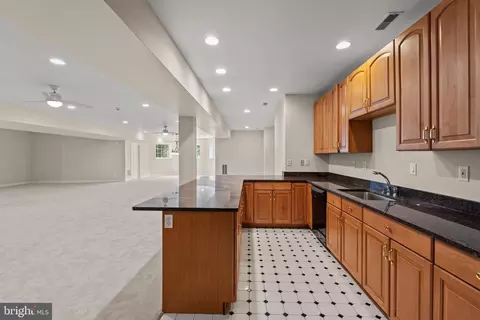 Kitchen - 10521 Alloway Dr, Potomac, MD 20854 photo 8 of 8