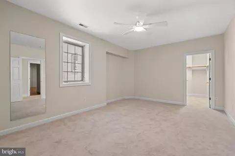 Bedroom - 10521 Alloway Dr, Potomac, MD 20854 photo 8 of 9