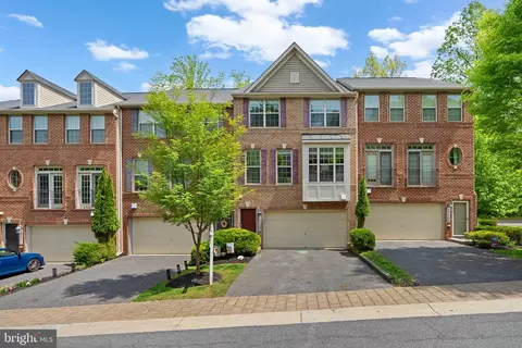 15507 Thistlebridge Ct, Rockville, MD 20853