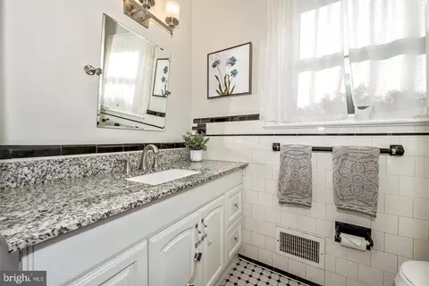 Bath - 26820 Ridge Rd, Damascus, MD 20872 photo 1 of 1