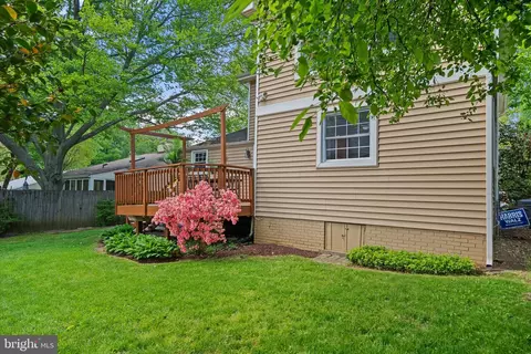 Exterior - 9207 Whitney St, Silver Spring, MD 20901 photo 4 of 7