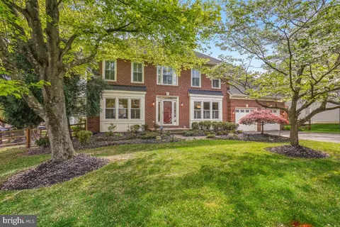 10 Leatherleaf Ct, Gaithersburg, MD 20878