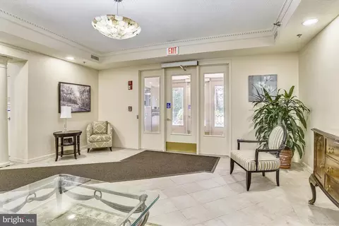 Entry Way - 14809 Pennfield Cir #315, Silver Spring, MD 20906 photo 3 of 3