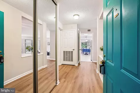 Entry Way - 14809 Pennfield Cir #315, Silver Spring, MD 20906 photo 2 of 3