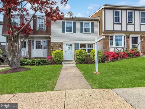 17834 Lochness Cir #42, Olney, MD 20832