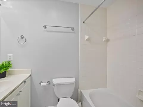 Bath - 8511 Cameron St, Silver Spring, MD 20910 photo 3 of 4