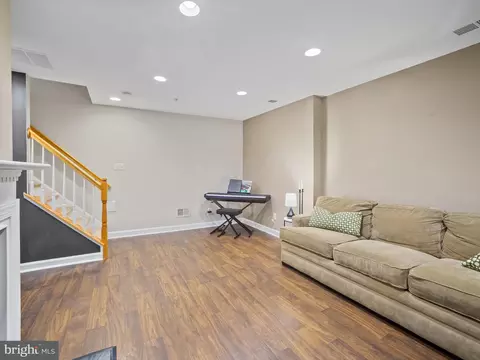 Living - 8511 Cameron St, Silver Spring, MD 20910 photo 2 of 4