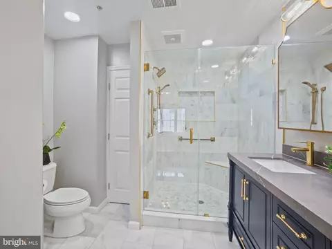 Bath - 8511 Cameron St, Silver Spring, MD 20910 photo 2 of 4